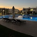Appartement New In A Great Complex Yenibosazici