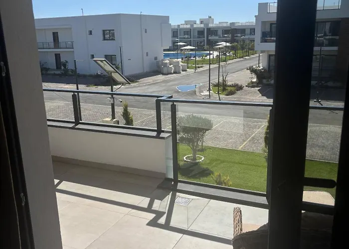 New In A Great Complex Appartement *